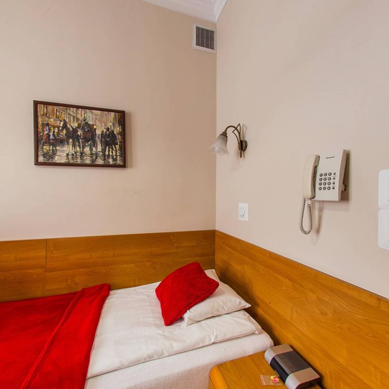 Apartamenty Kajzer Krasków Rom bilde