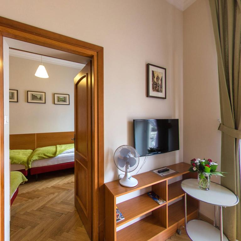 Apartamenty Kajzer Krasków Rom bilde