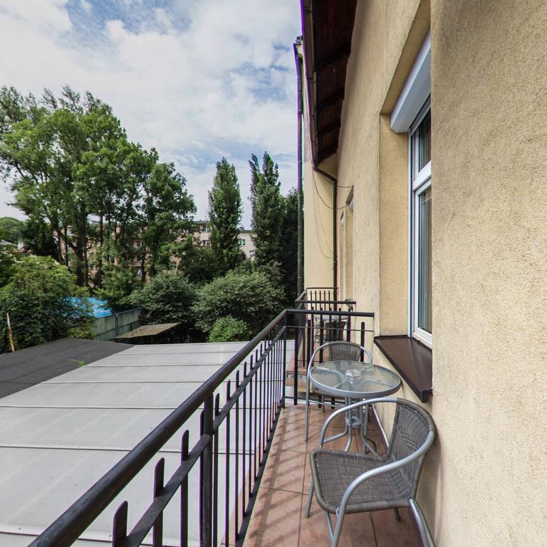 Apartamenty Kajzer Krasków Rom bilde