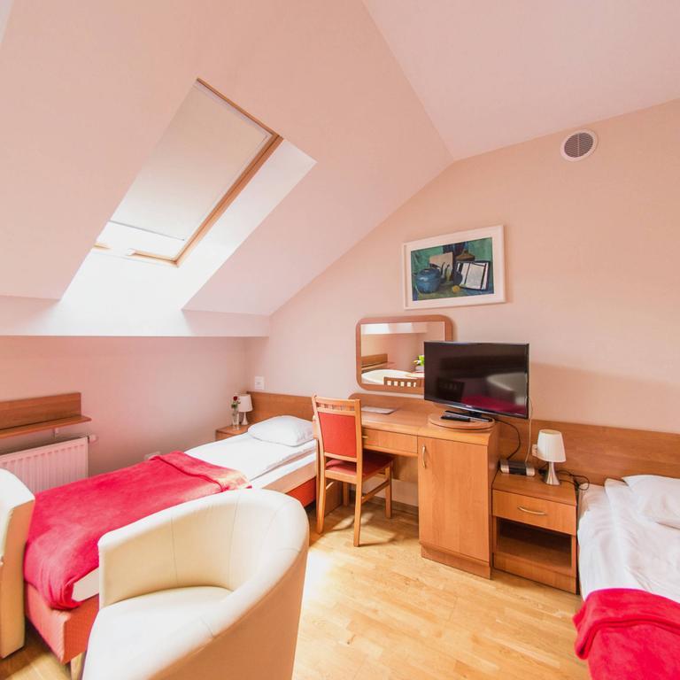 Apartamenty Kajzer Krasków Rom bilde