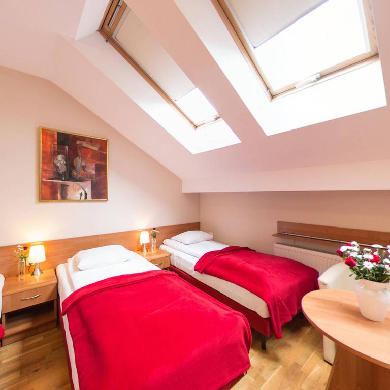 Apartamenty Kajzer Krasków Rom bilde