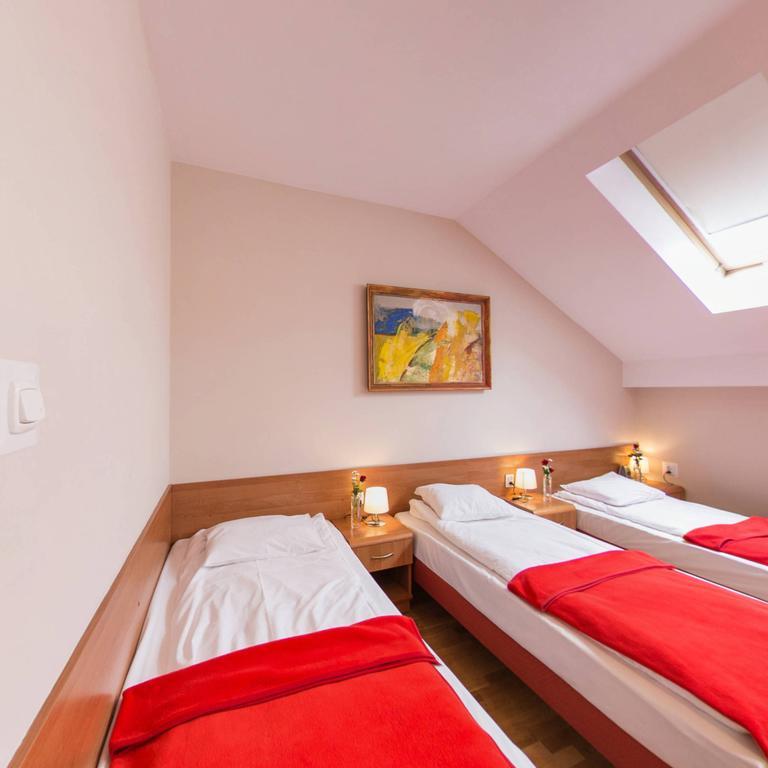 Apartamenty Kajzer Krasków Rom bilde