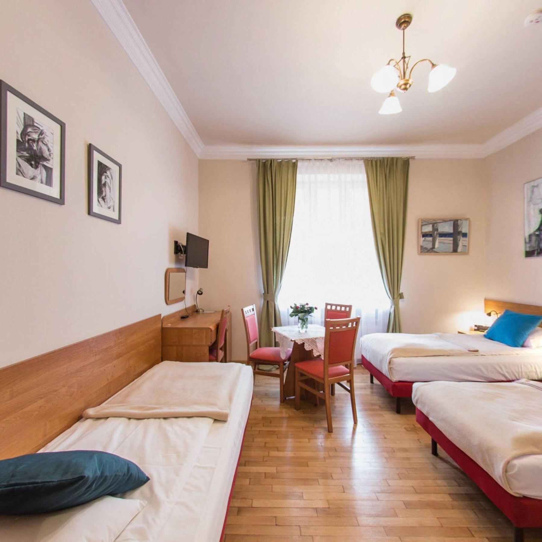 Apartamenty Kajzer Krasków Eksteriør bilde